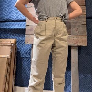 Eddie Bauer Women’s Khaki straight leg pants